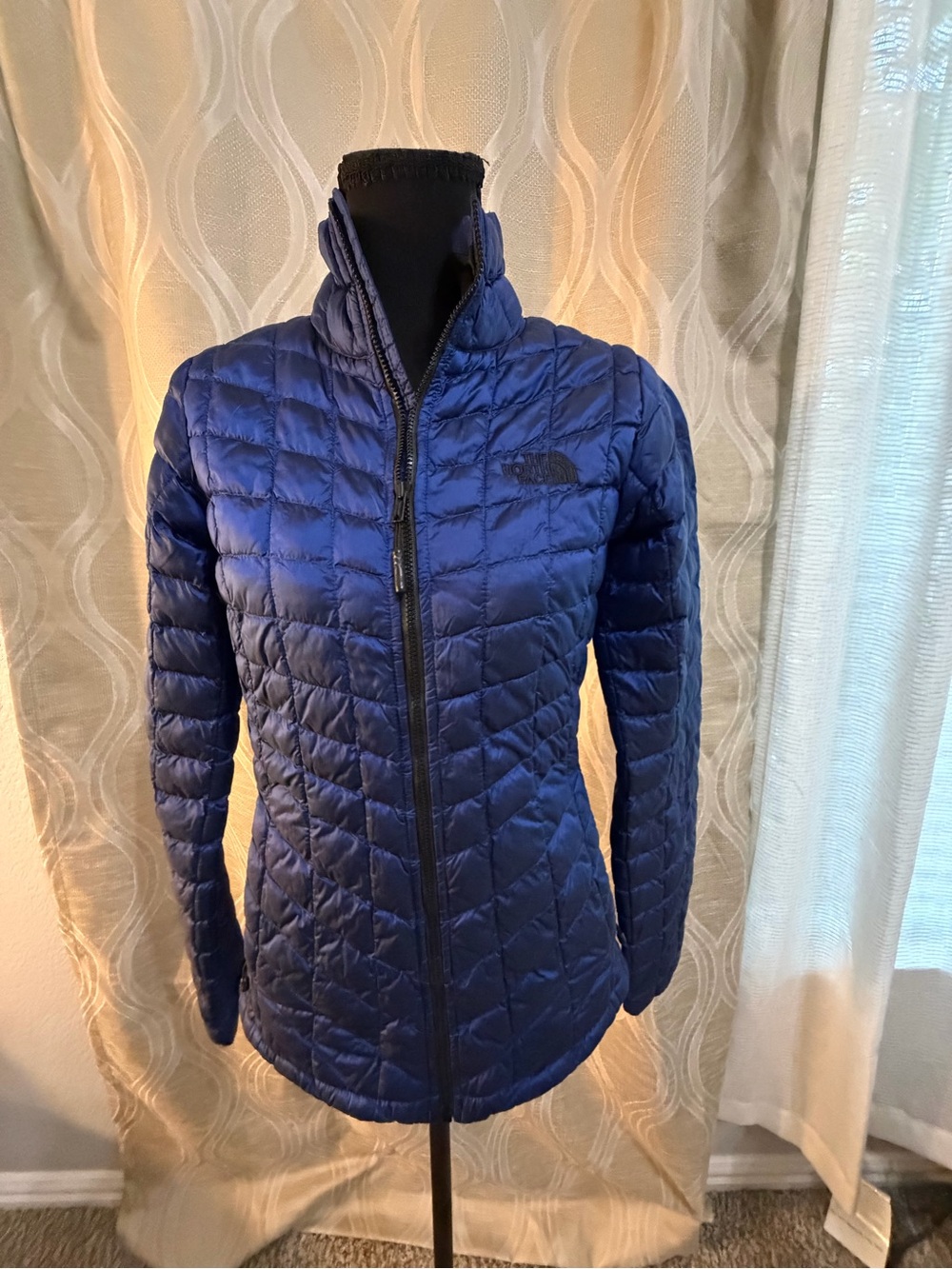 The North Face Women's Navy Quilted Puffer Jacket